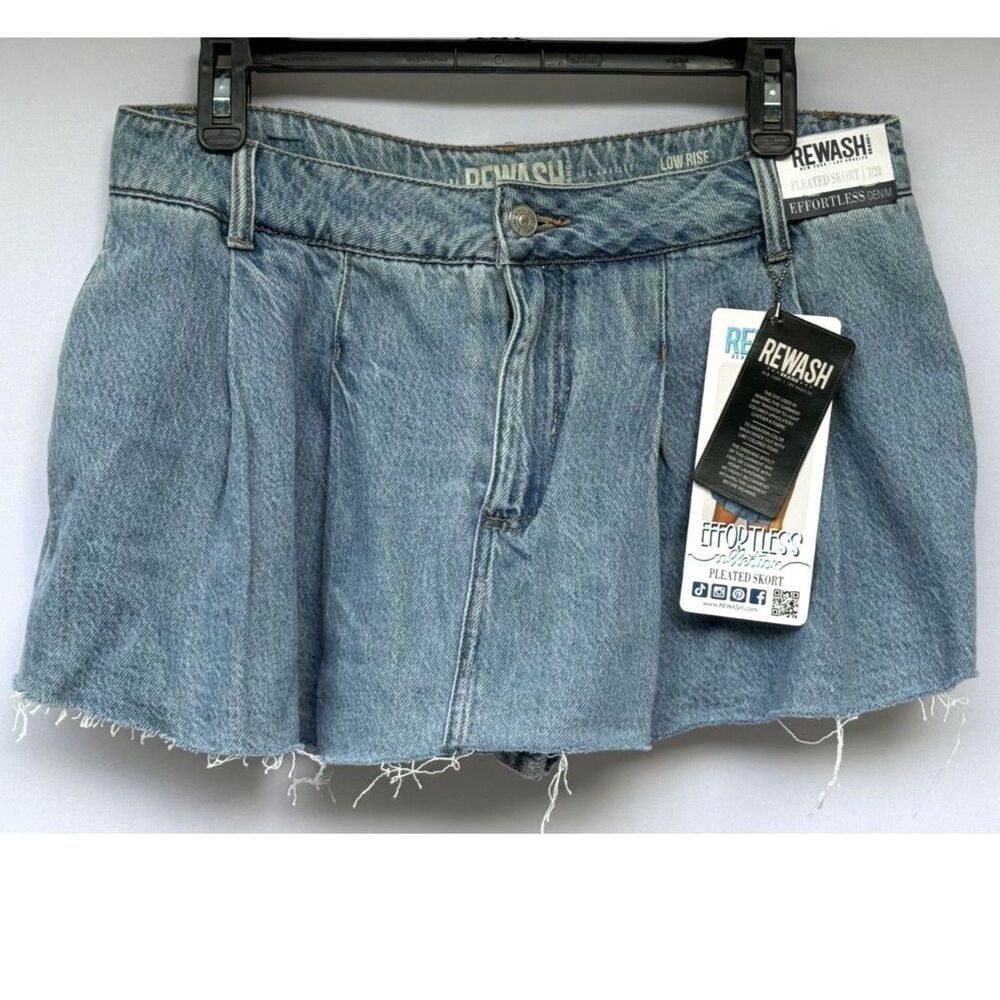 NWT REwash Effortless Pleated Skort Denim Mini Skirt Shorts Blue Size 7/28 New